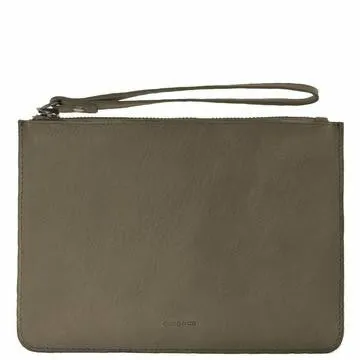 Cobb & Co Mossman Leather Clutch