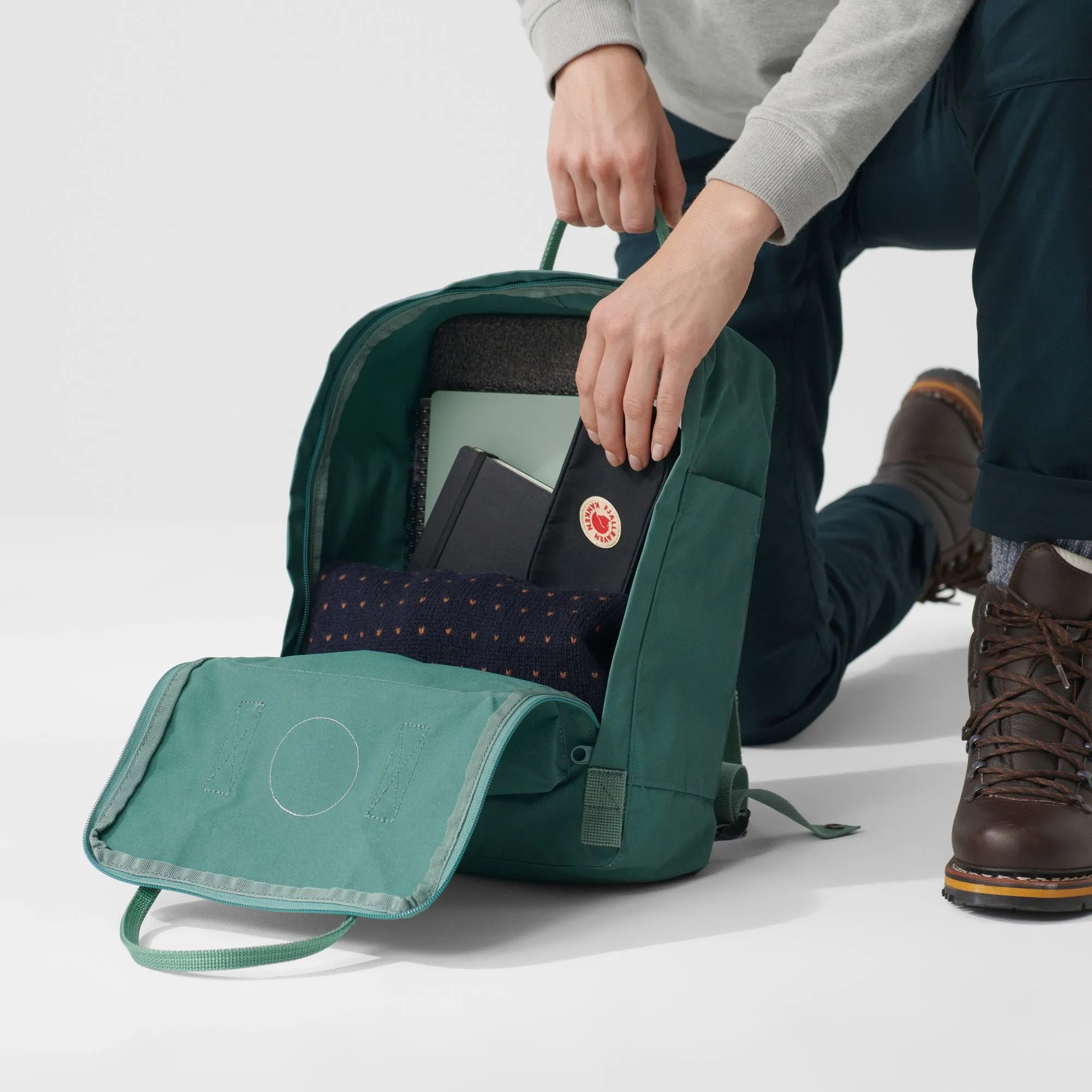FJALLRAVEN Kånken Backpacks